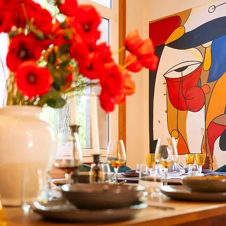 Domaine La Cournonsecoise Hotel