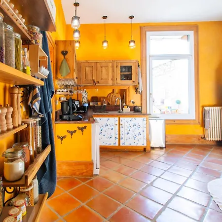 Domaine La Cournonsecoise Hotel
